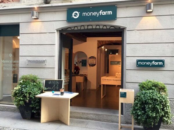 Moneyfarm spiega come investire